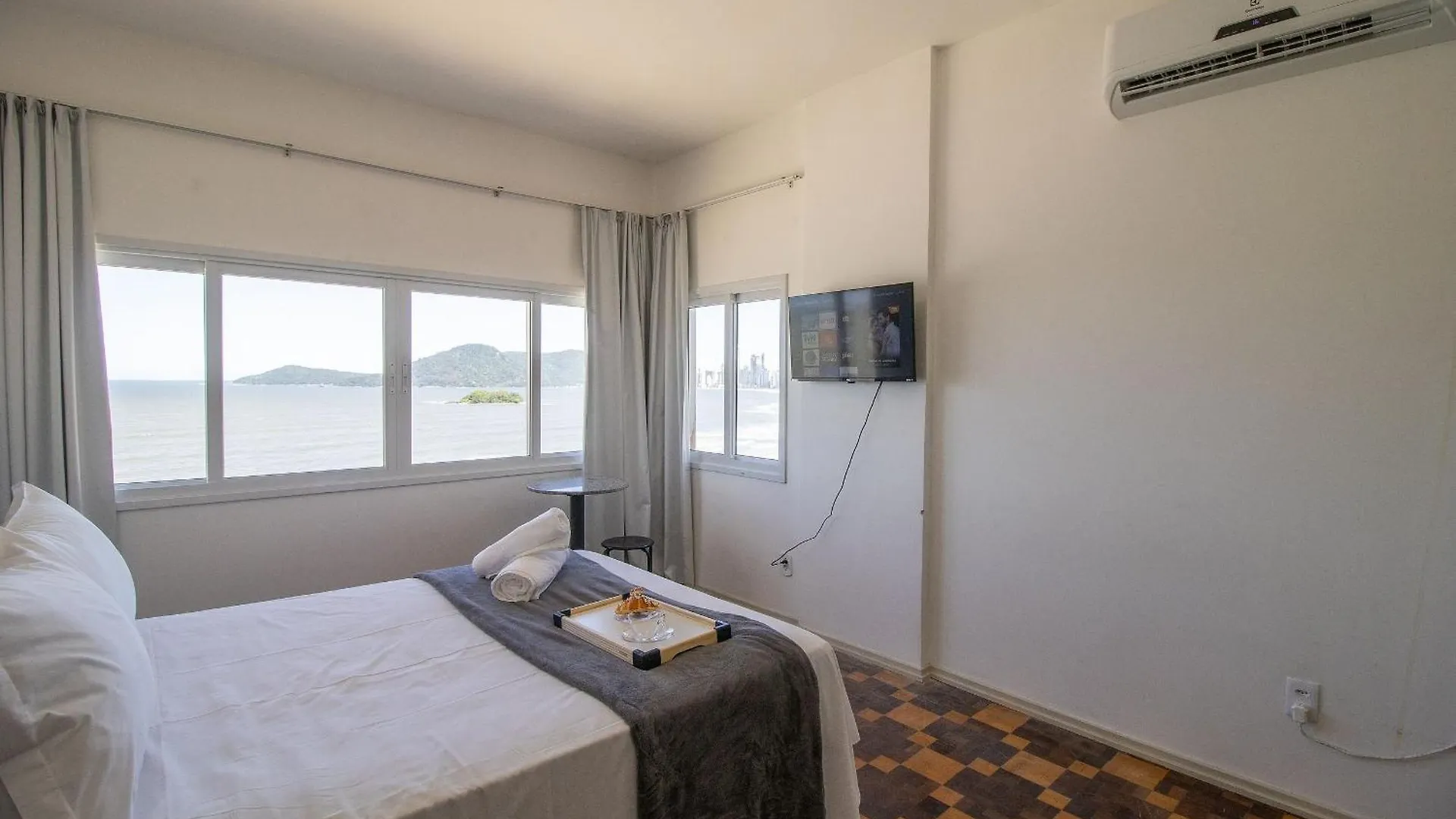 Pkn132 - Amplo, Frente Mar, Sacada, 3 Dorm Lägenhet Balneário Camboriú